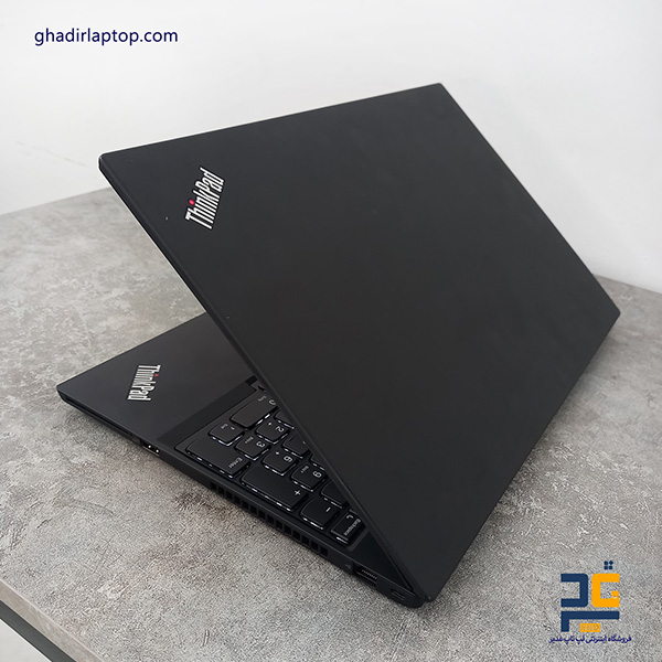 لپ تاپ استوک Lenovo ThinkPad T15 با پردازنده i7 و رم 16 گیگ